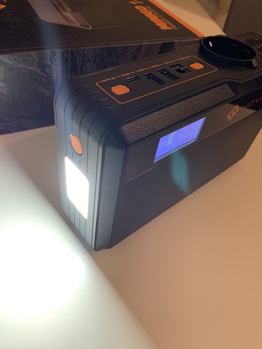 Зарядна станція з розеткою, павербенк 148Wh/40000mAh NOVOO