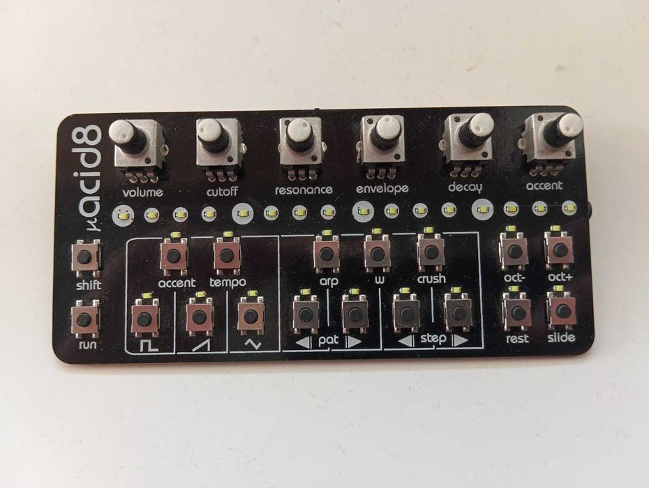 Twisted-Electrons µAcid8