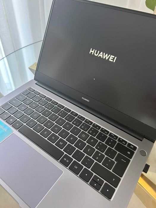 Huawei MateBook D 14" | Ryzen 5 | 8GB RAM | 512GB SSD | Bateria Excelente!