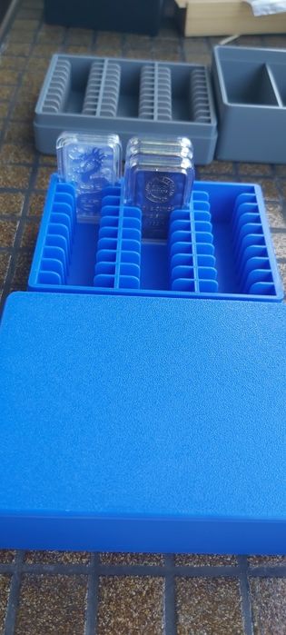 Бокс, коробка, для хранения унцовых прямоугольных монет или