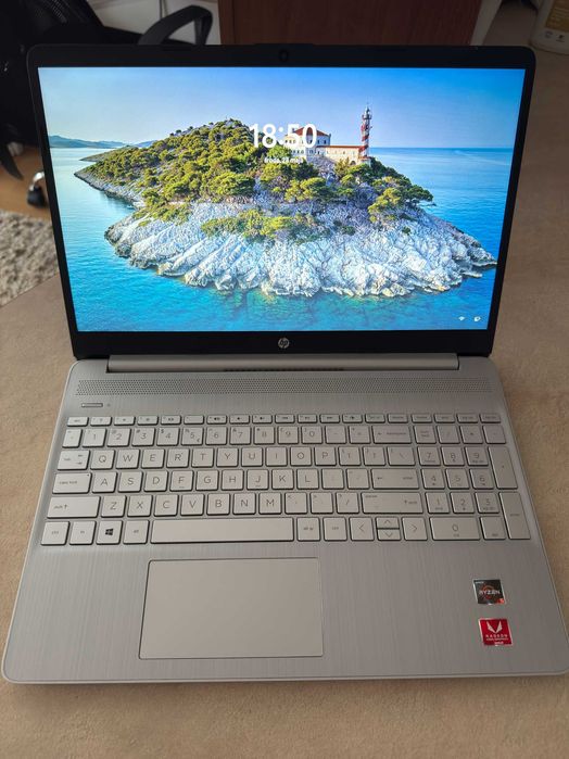 Laptop HP 15s 15,6" AMD Ryzen 5 3500U 8GB RAM 512GB SSD Win11