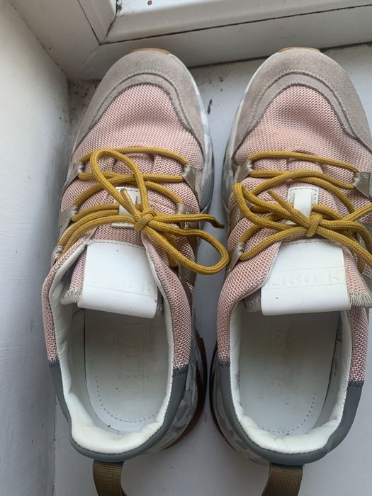 Жіночі кросовки (на широку ногу)