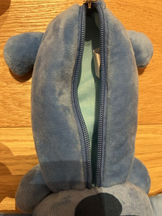 Piórnik  Stich na zasuwak