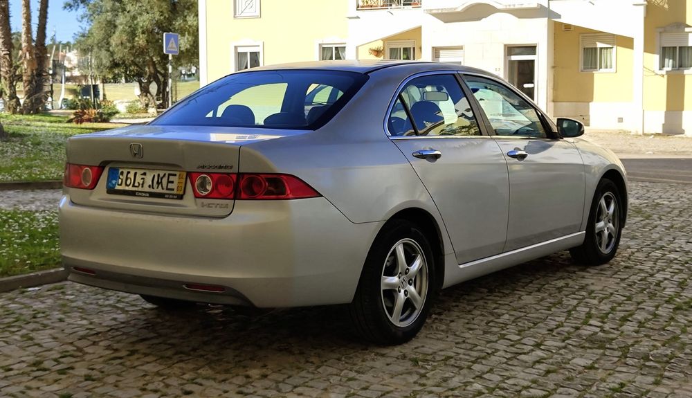 Honda Accord 2.2cdti