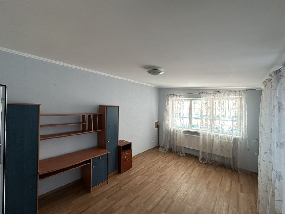 Продам будинок в Макарові.Срочно