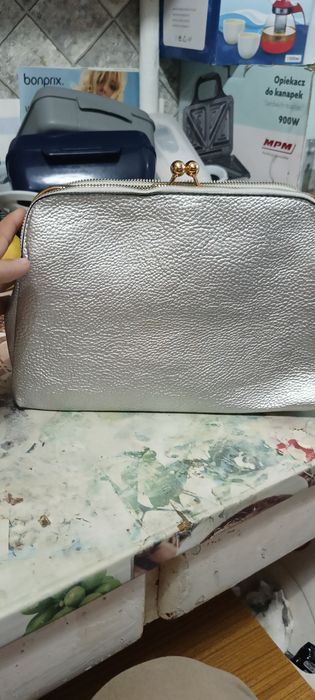 Torebka srebrna nowa