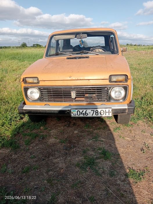 Срочно  продам Ниву 2121