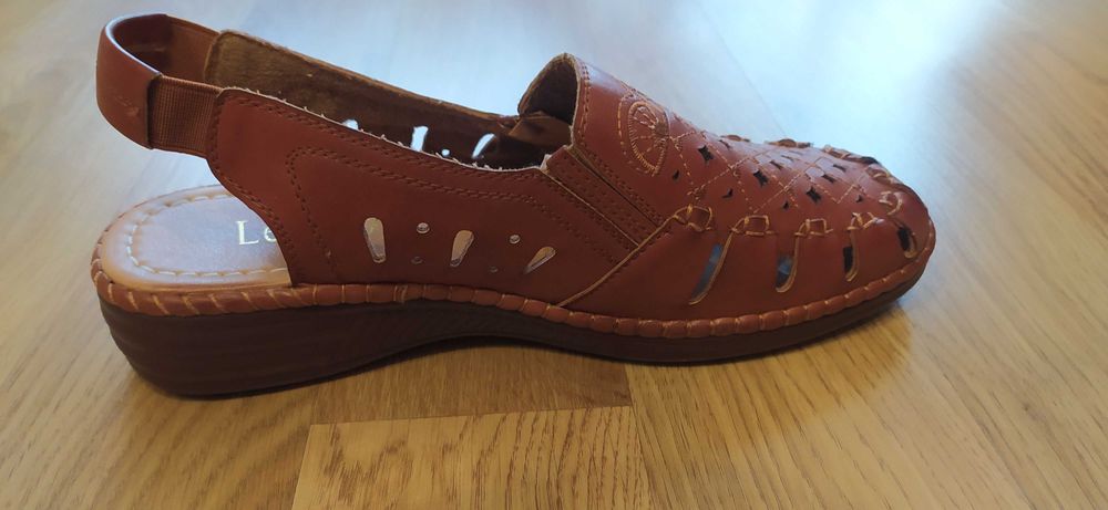 Босоножки женские из натуральной кожи