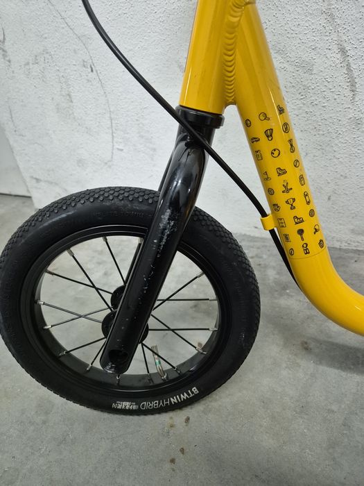 Bicicleta de aprendizagem criança amarelo BTWIN
