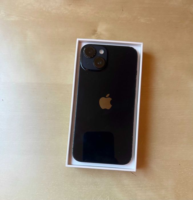 Apple IPhone 14 128GB Czarny