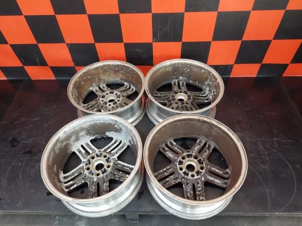 Conjunto de jantes CHRYSLER 300 C Touring (LX)