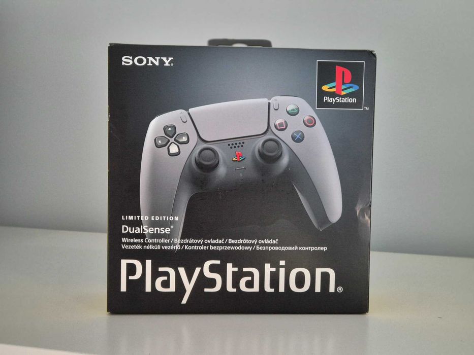 Limitowany pad do PS5 DualSense 30th Anniversary Edition