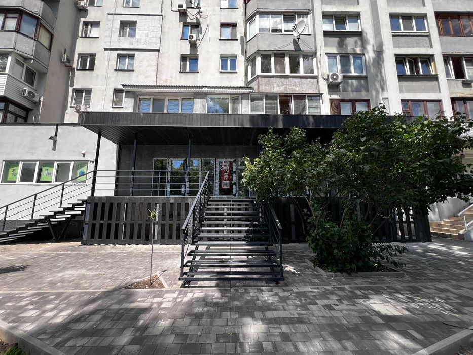Комерційне приміщення, 9 m²