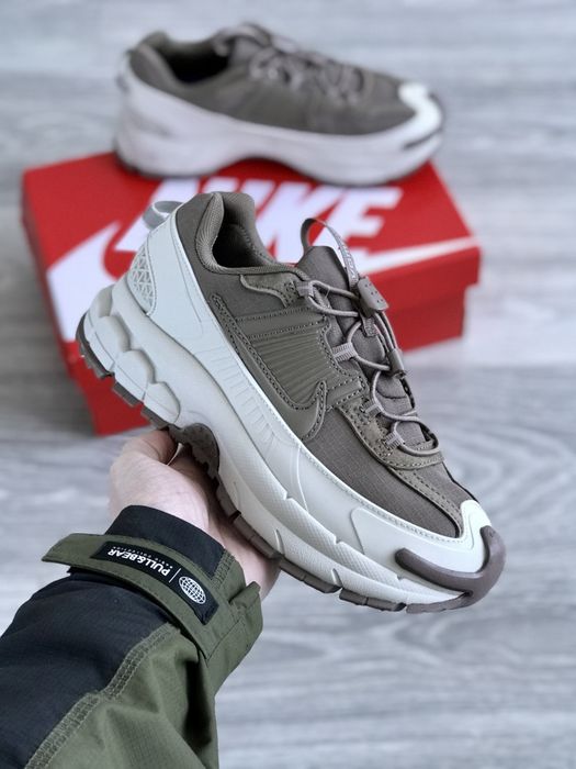 Nike Air Zoom Vomero Roam