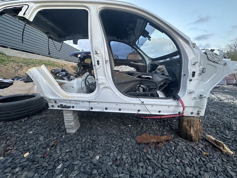 Поріг четверть bmw g01 g02