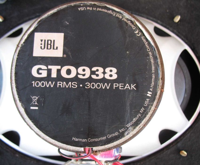 Głośniki samochodowe  6x9 JBL GTO 938 z półką Golf V VI 300w