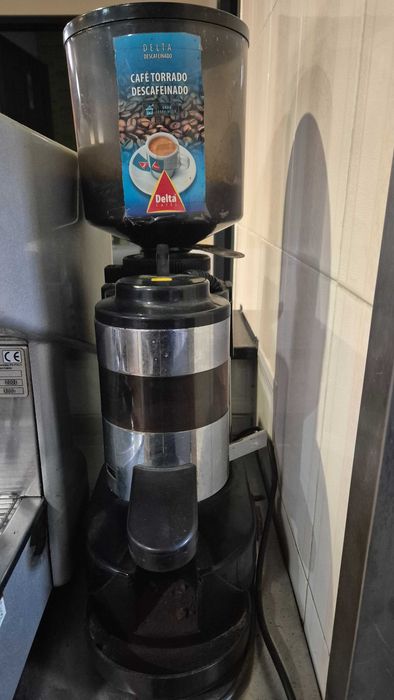 Moinho de café restauração