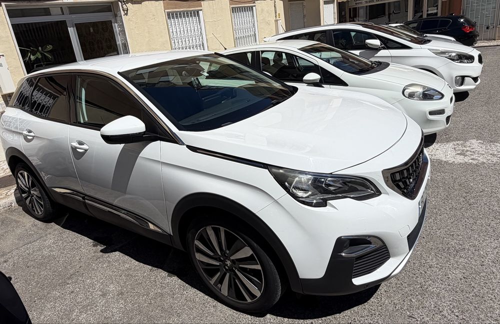 Peugeot 3008 PureTech 2019