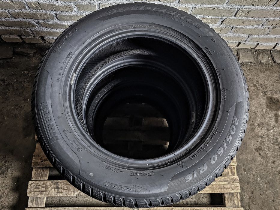 Зимові 205/60r16 Pirelli | 7mm | 2022 | Преміум шини | Ідеальні | 4шт
