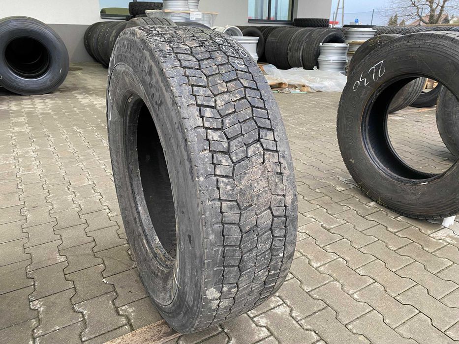315/70R22.5 Opona TYP MICHELIN RECAMIC XE4S 8-10mm Napęd