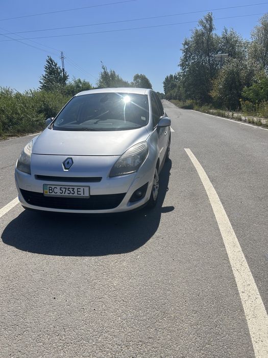 Рено Гранд Сценік