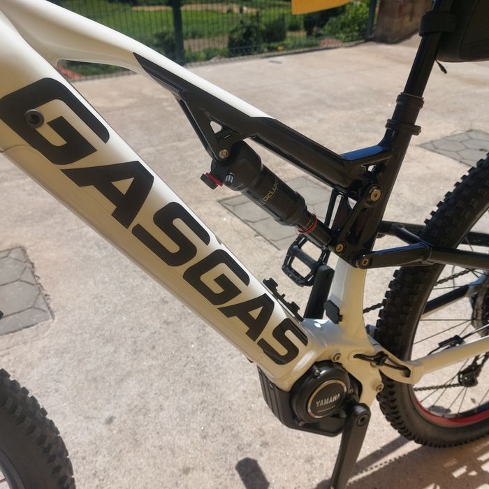Bicicleta GasGas eléctrica