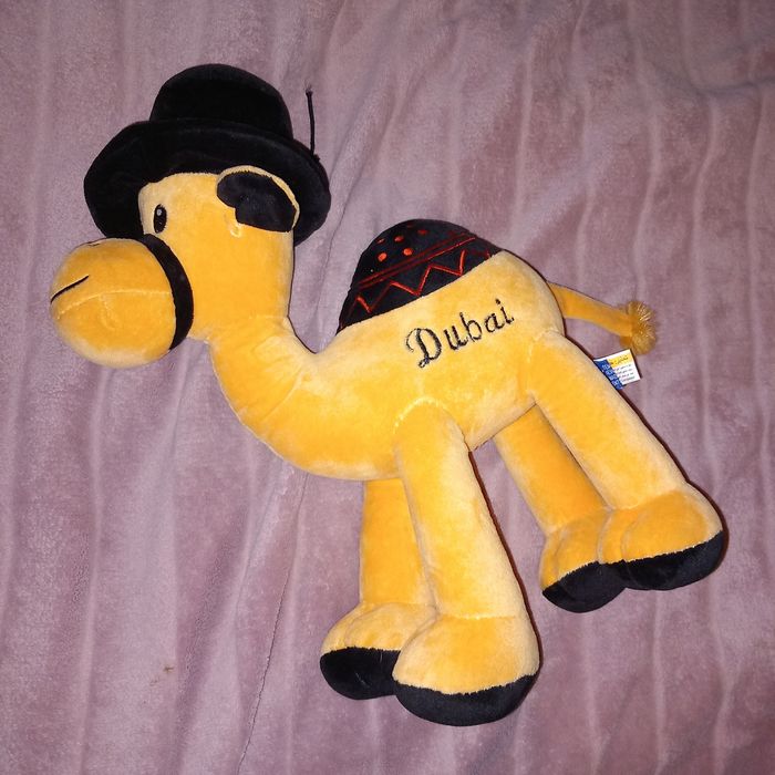 Wielbłąd Dubai maskotka