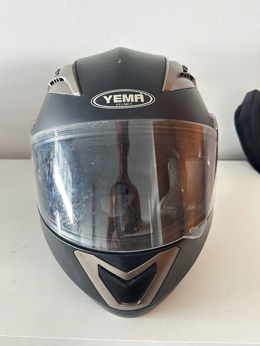 Capacete helmet yema