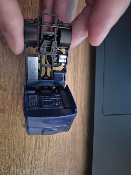 Herpa Iveco Stralis 1:87 model auto