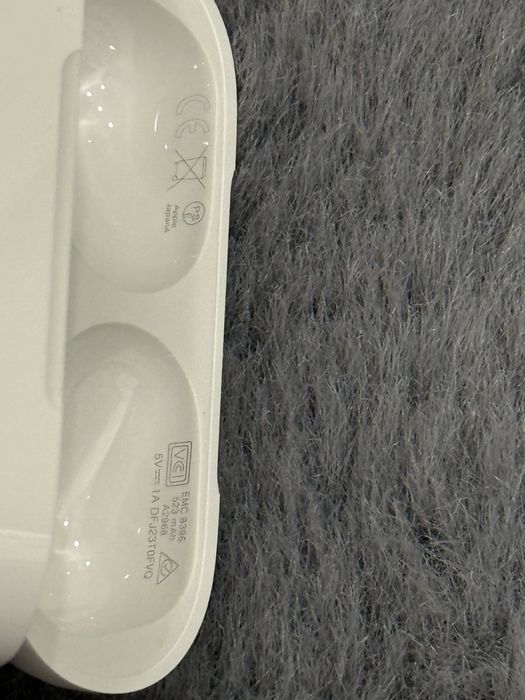 Apple AirPods Pro 2 generacji z etui MagSafe Dokanałowe Bluetooth