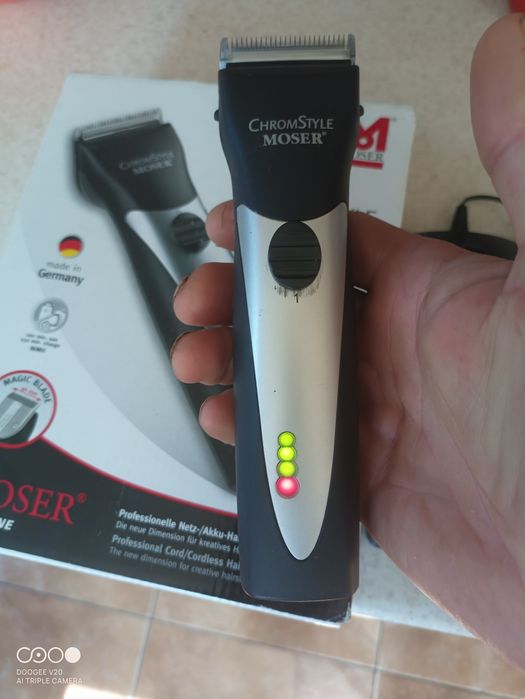 Машинка для стрижки Mozer продам
