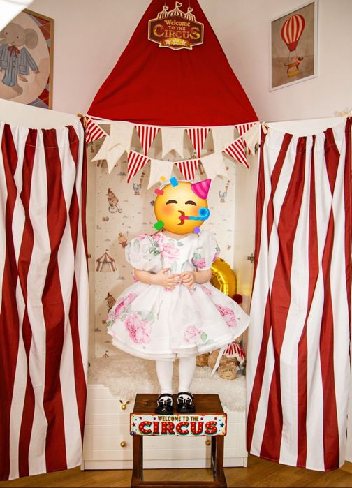 Святкова сукня,пишна на 2-3 роки