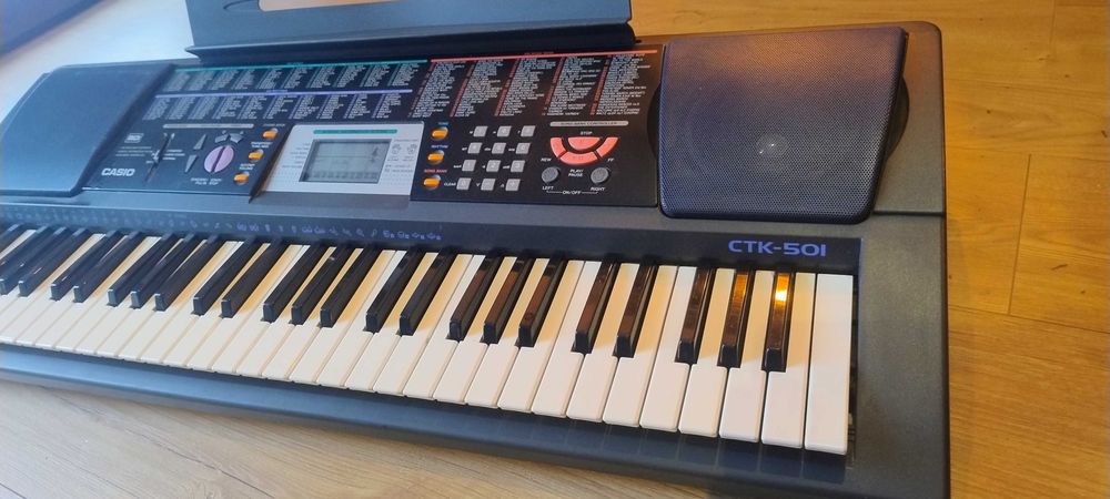 CASIO CTK-501 Keyboard