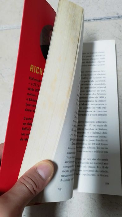 Queimar Livros - uma história da destruição do saber