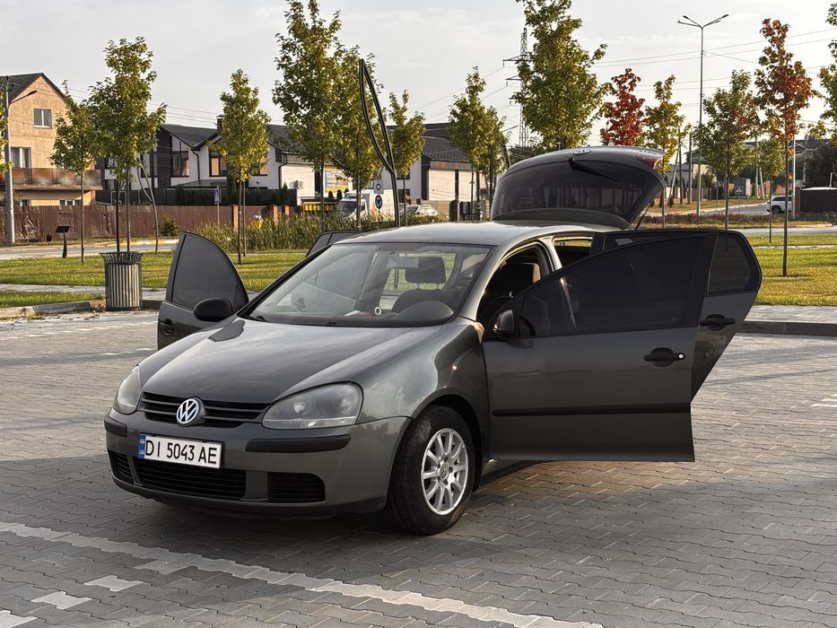 VWGolf 5 1.6 2004
