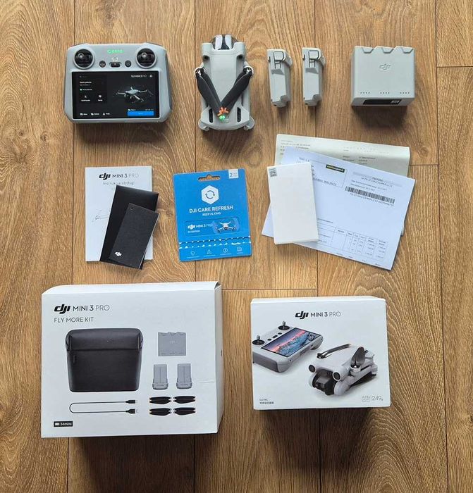 Dron DJI Mini 3 Pro + FCM + 3 aku + Care Refresh 2 lata + 256GB