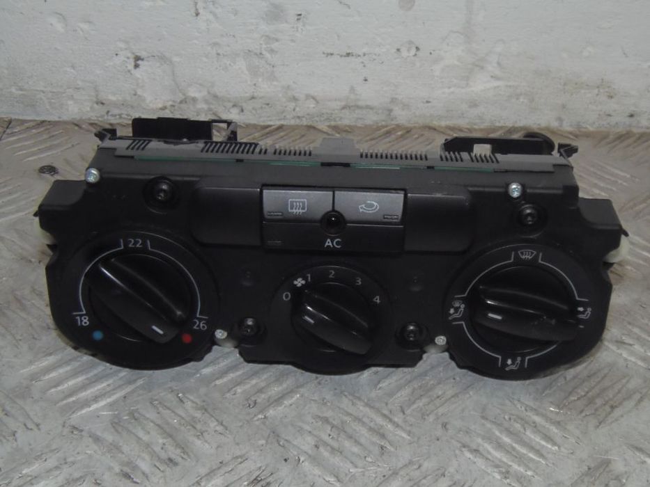 PANEL KLIMATYZACJI NAWIEWU VW PASSAT B6