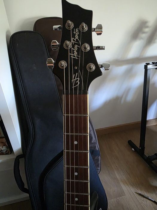 Guitarra Elétrica Harley Benton CST-24T Vintage Sunburst