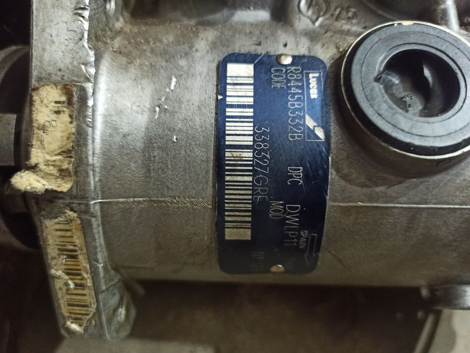 Головка, ТНВД Lucas 1.9 d Citroen Berlingo, Peugeot partner ,Джампі, С