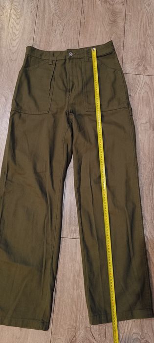 Spodnie zgniłozielone roz 38