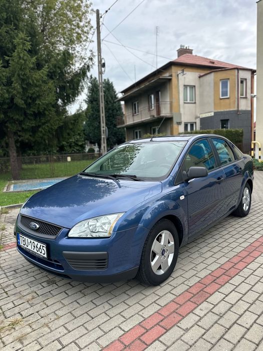 Ford Focus 1.6 benzyna, hak,  dobry stan