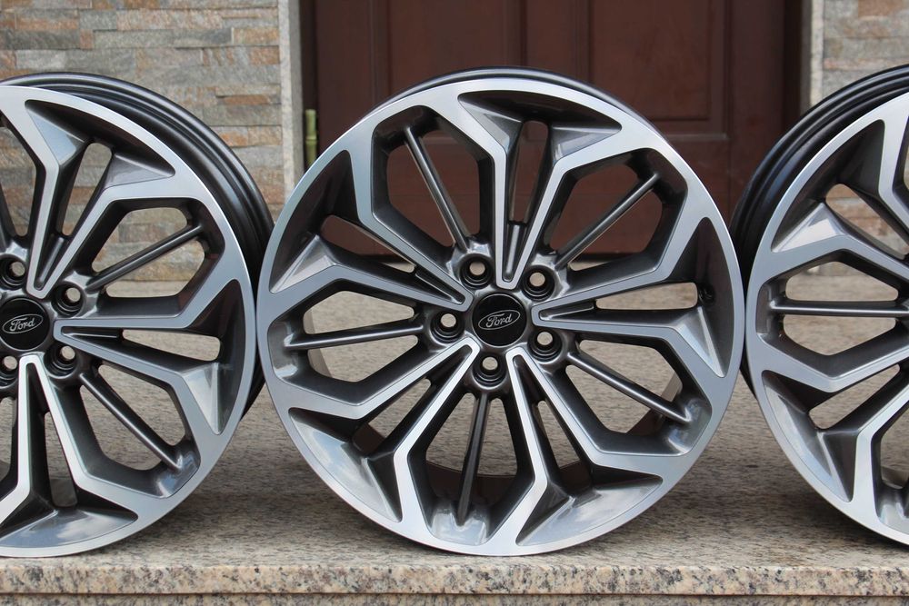 FORD Puma ST LINE Kuga Mk1 Mk2 Mk3 Focus Mk3 Mk4 5x108 18'' 8J ET55