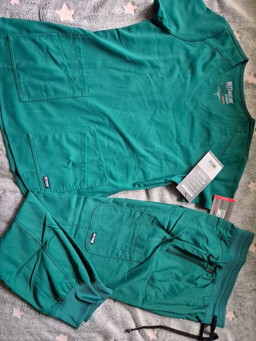 Zielony komplet Greys Anatomy by Barco USA S+M nasz M+L joggery rayon
