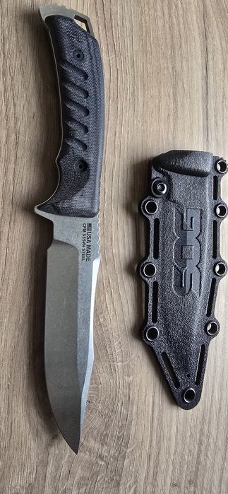 Nóż SOG Pillar S35VN Stare Logo