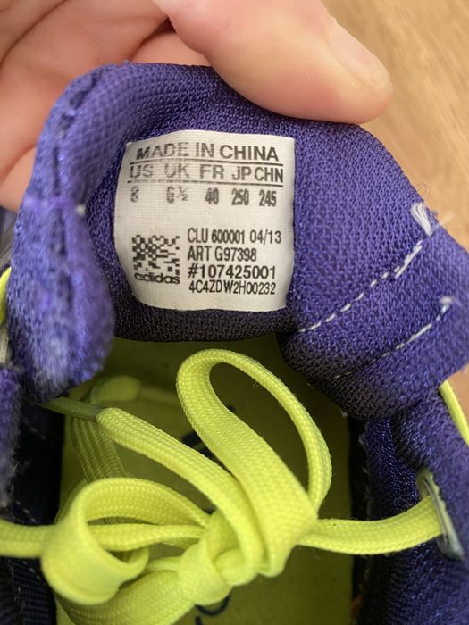 Adidas кросівки жіночі 40 розмір