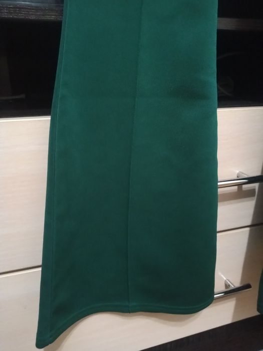 Зелені брюки кльош.штани зелені