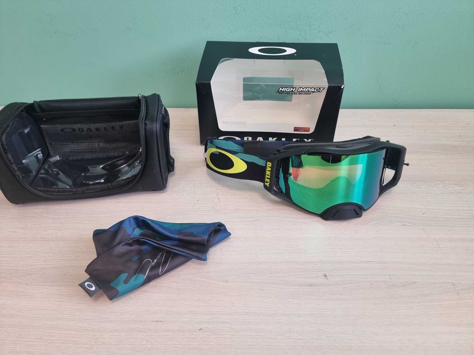 Маска окуляри для вело мото мотокросу Oakley Airbrake MX Різні