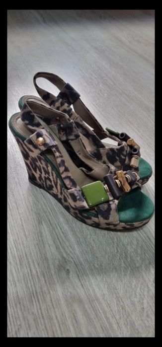 Sandálias Paulo Brandão