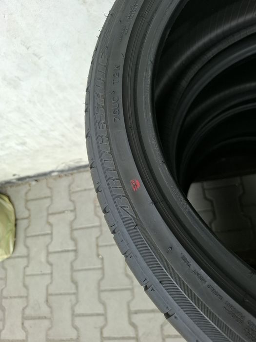 Opony 215/40/17 Bridgestone Potęnza RE050A