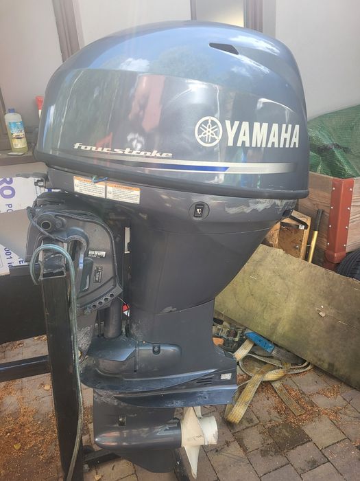 Silnik yamaha 40 koni L na części 2007 rok 3 cylindry